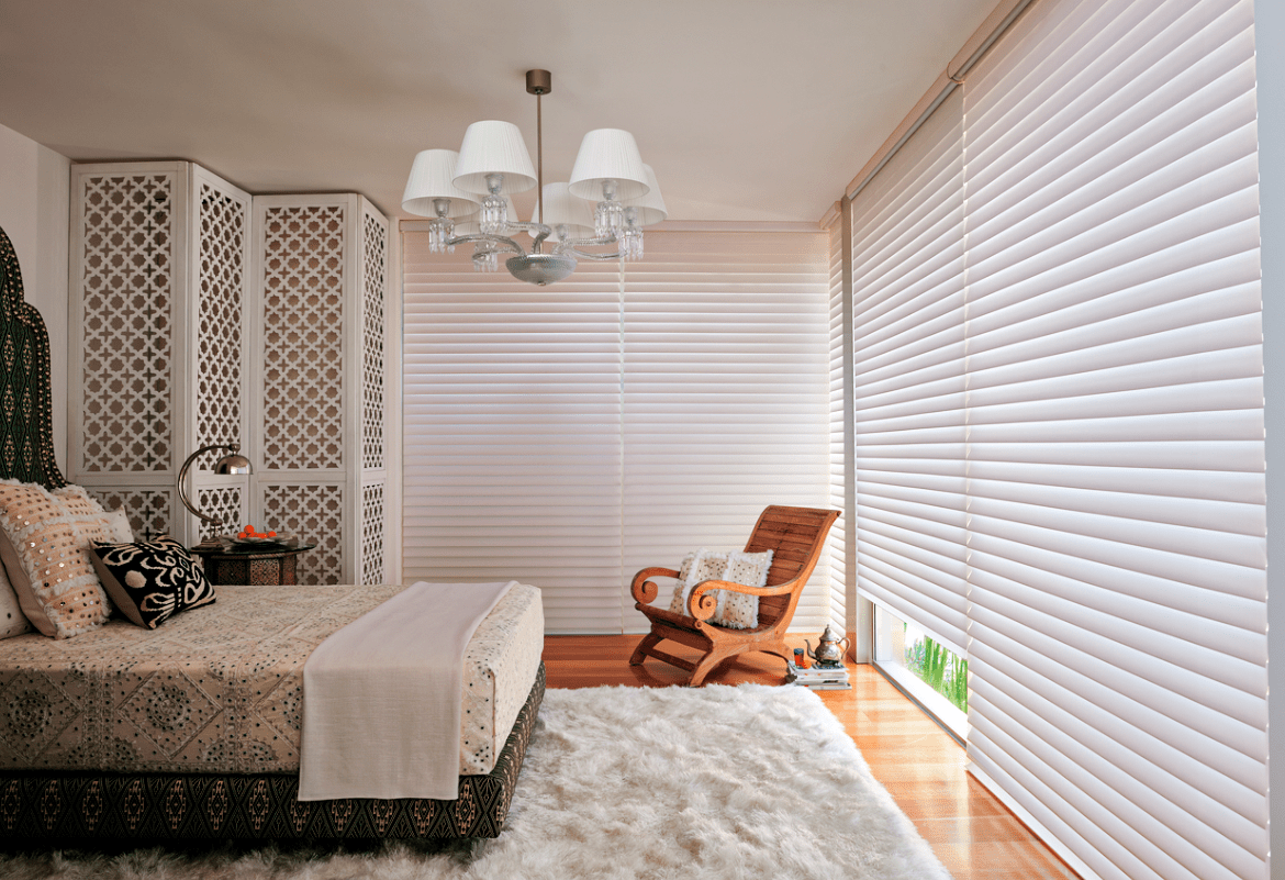 Qué cortinas poner en un dormitorio moderno