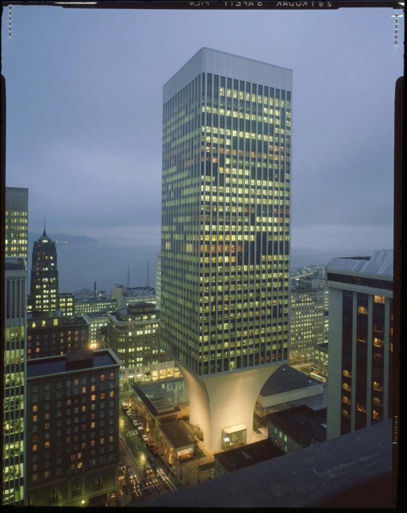 Torre del Banco Rainier, Minoru Yamasaki & Associates; Seattle, 1972–1977